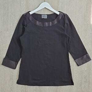 CHANEL, EXCELLENT Like NEW Uniform Black, top with quilted CC Logo Size M